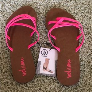 Volcom size 5 sandals